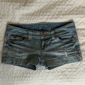Guess Cutoff Jean Shorts